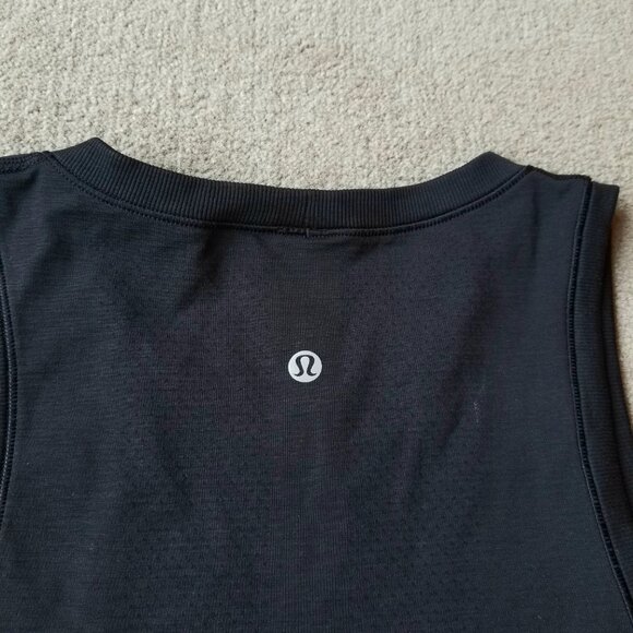 Lululemon Swiftly Breeze Tank in Black, size M - Picture 7 of 9